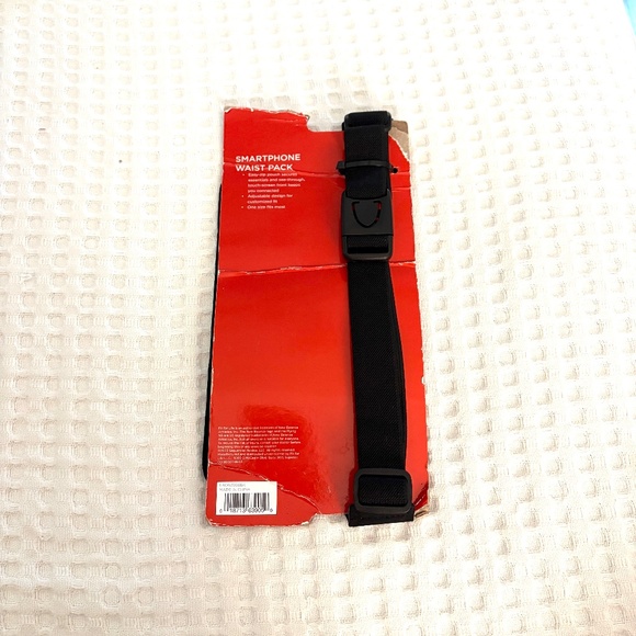 New Balance Running Belt Waist Pack Phone Holder - Picture 3 of 3